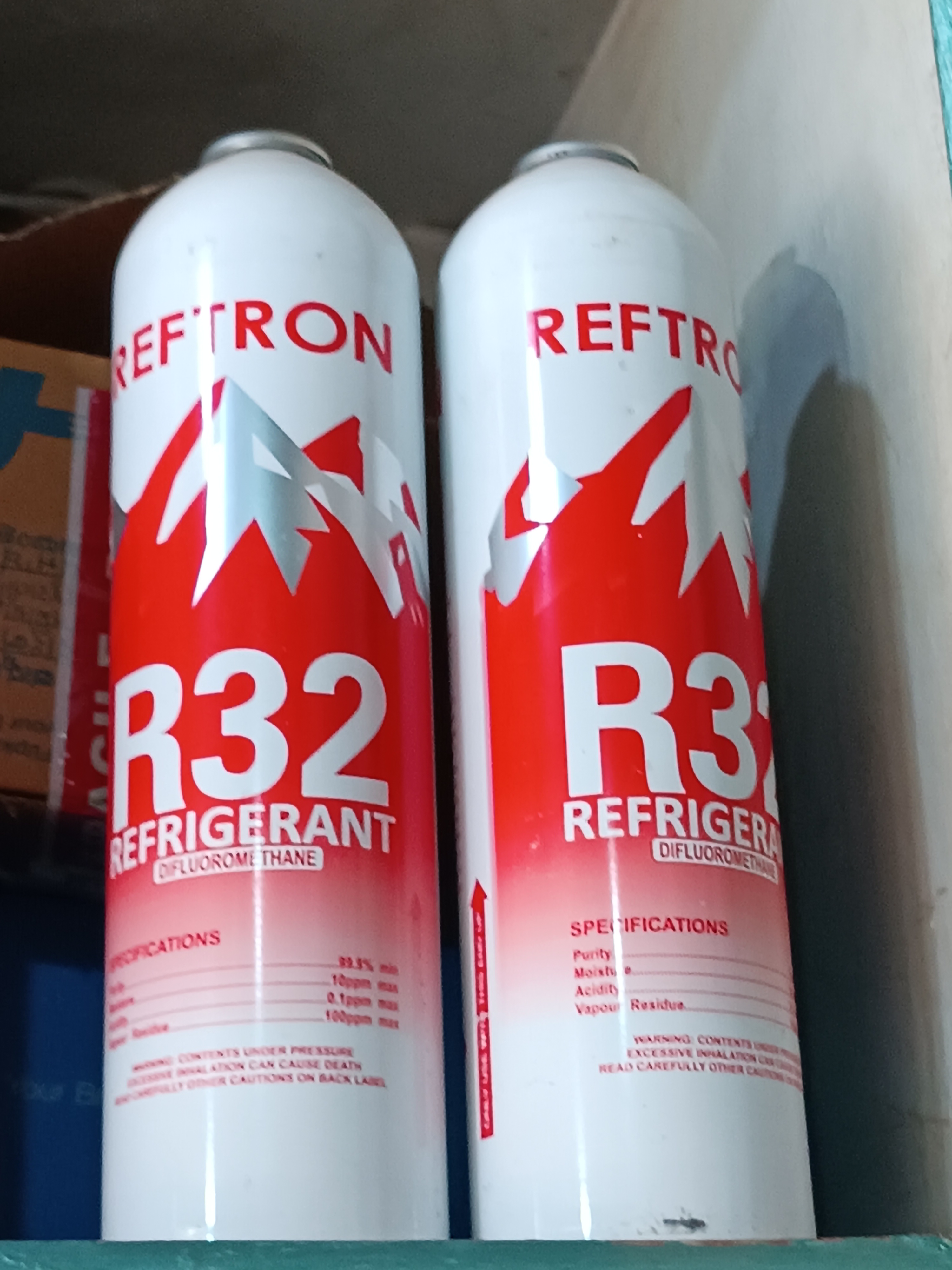 R-32  Gas 