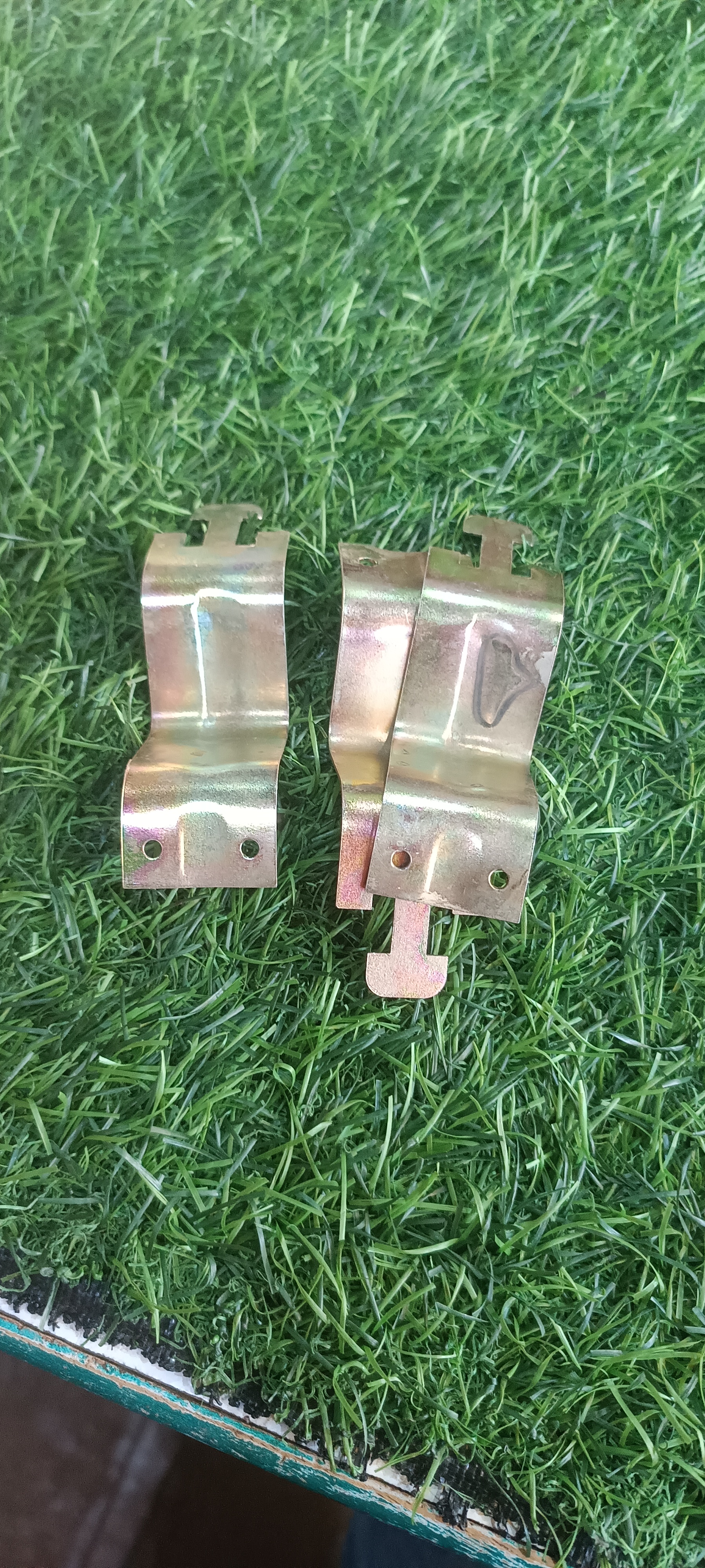 Clip  condenser    jali